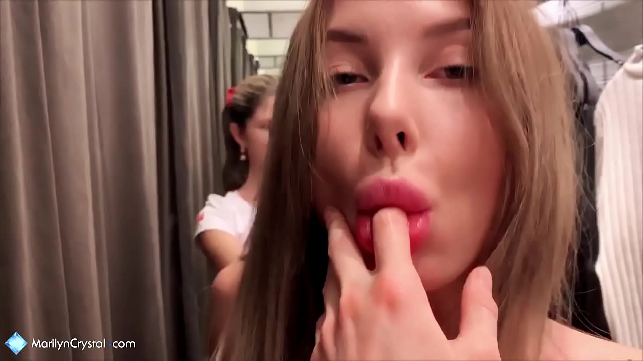 සමලිංගිකයින් ස්වයං වින්දනයේ යෙදෙමින් පුසි කඩේ ලෙවකයි - ජින් ගර්සන් ක්‍රිස්ටල් මැරිලින්